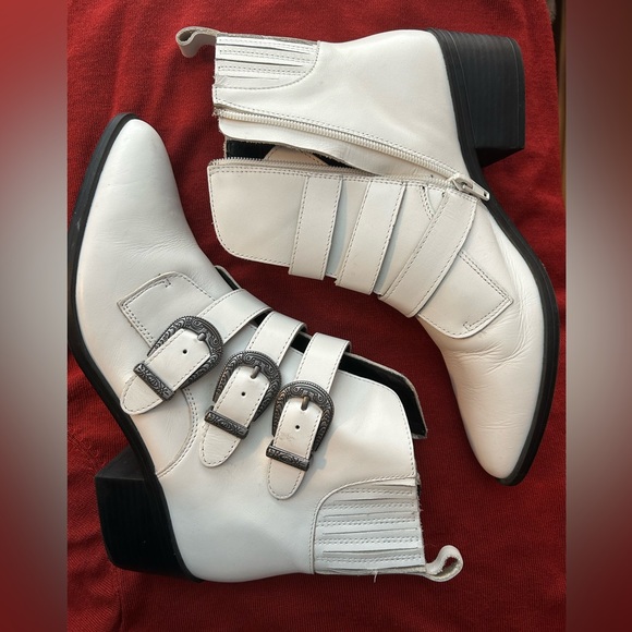 Steve Madden White Bark Leather Booties Sz 9 - Picture 11 of 12